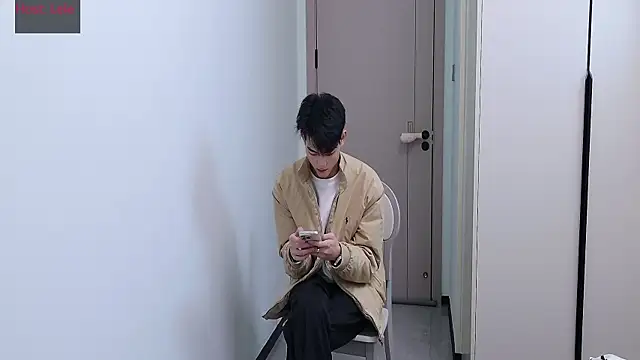 sexyboy-lele online show from 18, 11, 2025