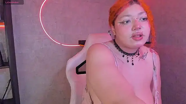 Snapshot of irisfeitan chatting on 17, 11, 2025 irisfeitan online show from 17, 11, 2025