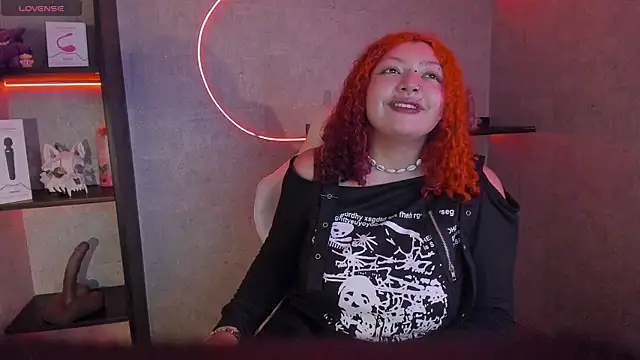 Snapshot of irisfeitan chatting on 24, 10, 2025 irisfeitan online show from 24, 10, 2025