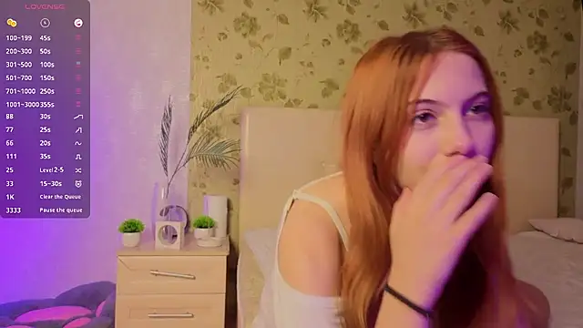 lilliaqueen online show from 5, 11, 2025