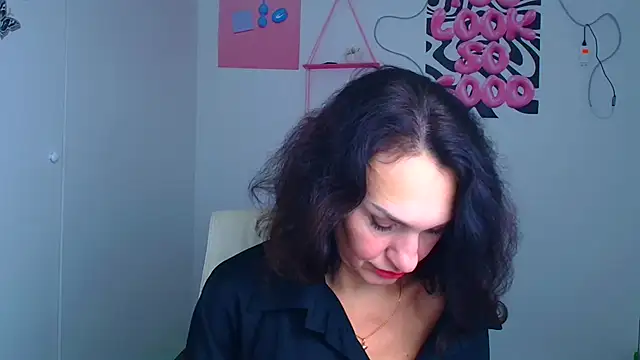 Rosie Rosee online show from 5, 1, 2026