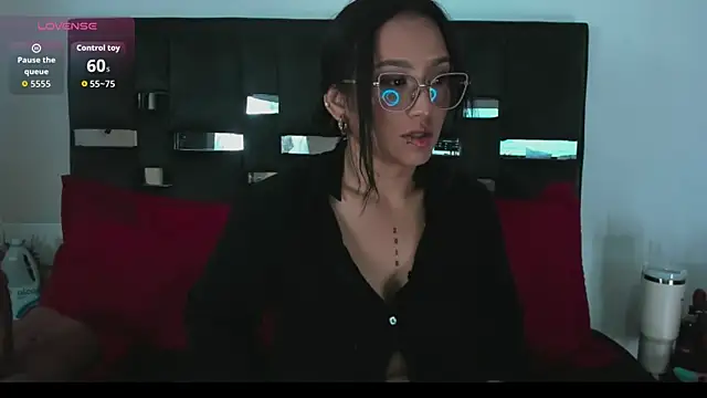 SussySunny  online show from 11, 4, 2026