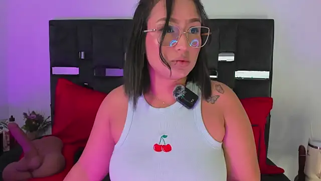 SussySunny  online show from 25, 2, 2026