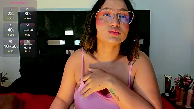 SussySunny  online show from 4, 12, 2025