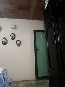 Snapshot of AndreaMooure_ chatting on 23, 10, 2025 AndreaMooure online show from 23, 10, 2025