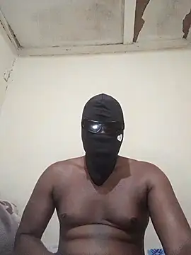 Snapshot of boujie12 chatting on 8, 10, 2025 boujie12 online show from 8, 10, 2025