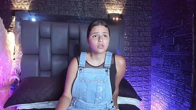 Snapshot of Maraa_Rivera chatting on 20, 10, 2025 Maraa Rivera online show from 20, 10, 2025