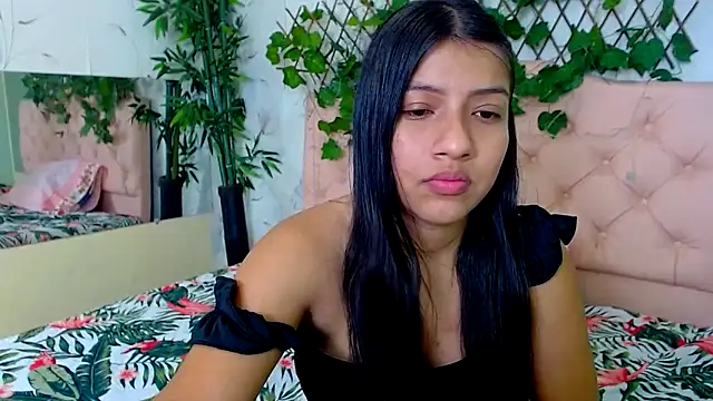 zara cute online show from 25, 3, 2026