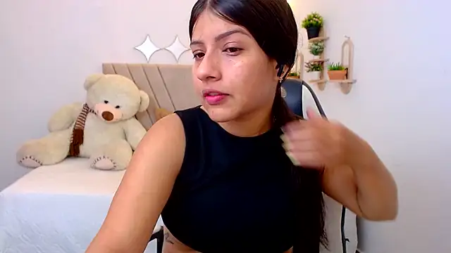 Snapshot of zara_cute chatting on 18, 7, 2026 zara cute online show from 18, 7, 2026