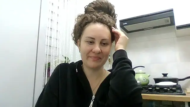 MeadowEyes online show from 14, 5, 2026