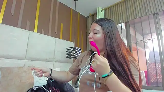 AmbarGills online show from 12, 2, 2026