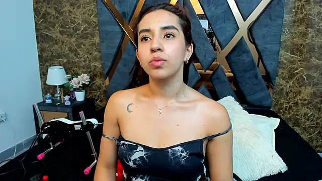 Vittoria Conti  online show from 19, 2, 2026