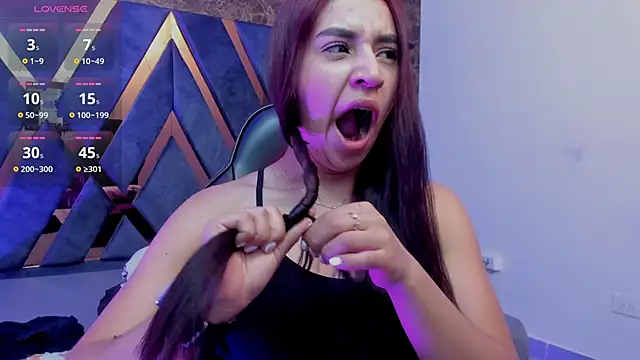 Vittoria Conti  online show from 30, 3, 2026