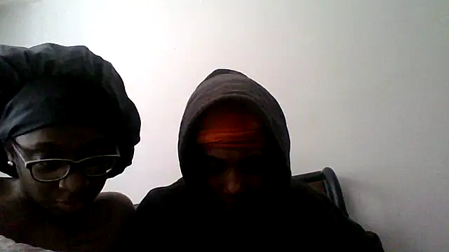 Snapshot of dezzidavill chatting on 7, 2, 2026 dezzidavill online show from 7, 2, 2026