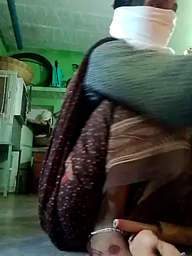 nainshilodhi28 online show from 12, 10, 2025