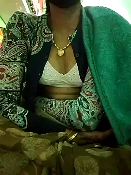 nainshilodhi28 online show from 8, 11, 2025