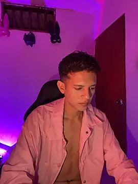 tylernova online show from 21, 10, 2025