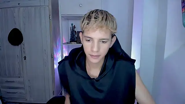 tylernova online show from 11, 1, 2026