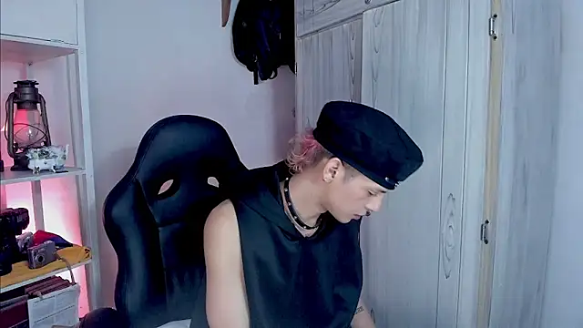 tylernova online show from 24, 11, 2025