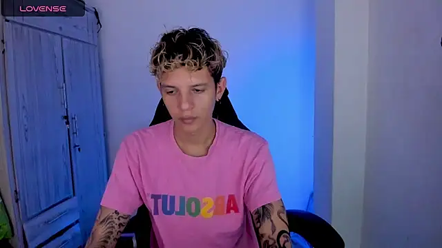 tylernova online show from 14, 4, 2026