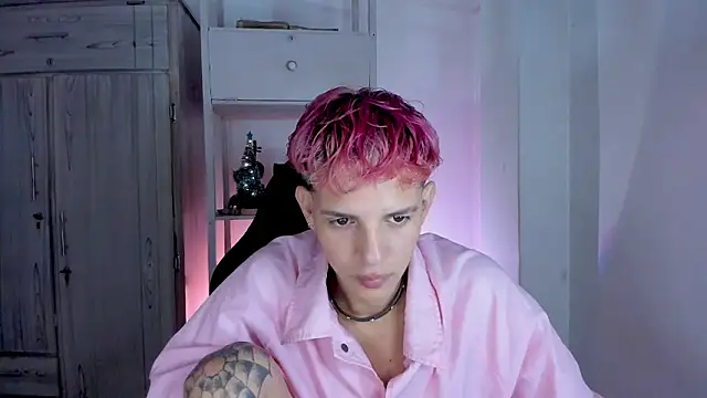 tylernova online show from 14, 12, 2025