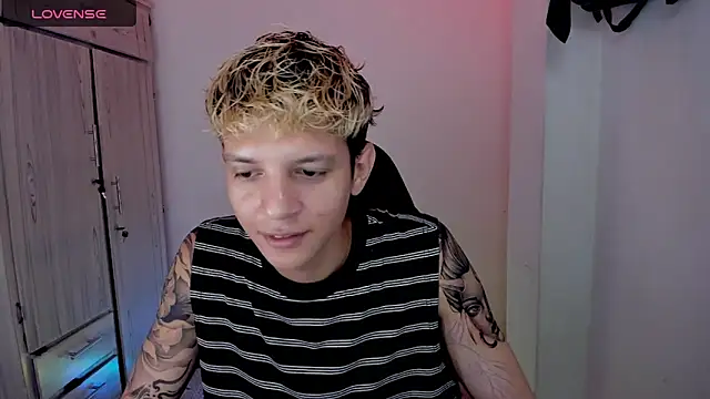 tylernova online show from 2, 4, 2026