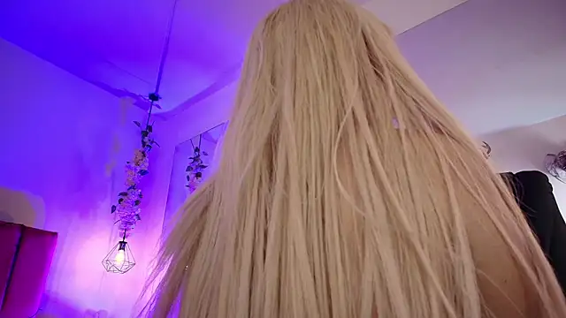 Snapshot of Kiaraa88 chatting on 3, 11, 2025 Kiaraa88 online show from 3, 11, 2025