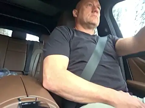 Snapshot of akstr8 chatting on 26, 3, 2026 akstr8 online show from 26, 3, 2026