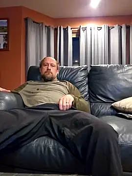 Snapshot of akstr8 chatting on 21, 10, 2025 akstr8 online show from 21, 10, 2025