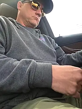 Snapshot of akstr8 chatting on 25, 3, 2026 akstr8 online show from 25, 3, 2026