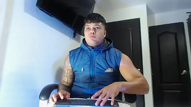 Boyhot 00 online show from 19, 10, 2025