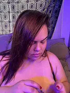 Fernandinhacarioca021rj online show from 25, 4, 2026