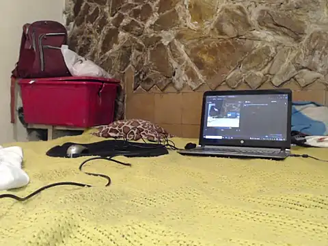 Gabby-Kinky online show from 15, 10, 2025