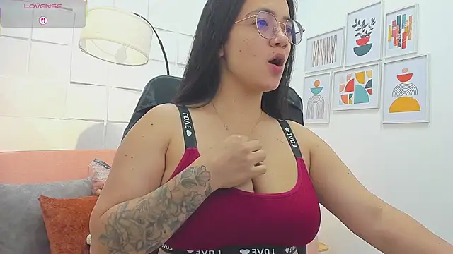 Sasha Grace online show from 25, 3, 2026