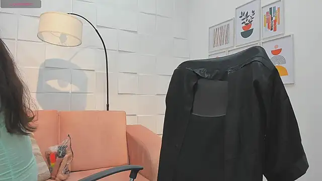 Sasha Grace online show from 22, 4, 2026