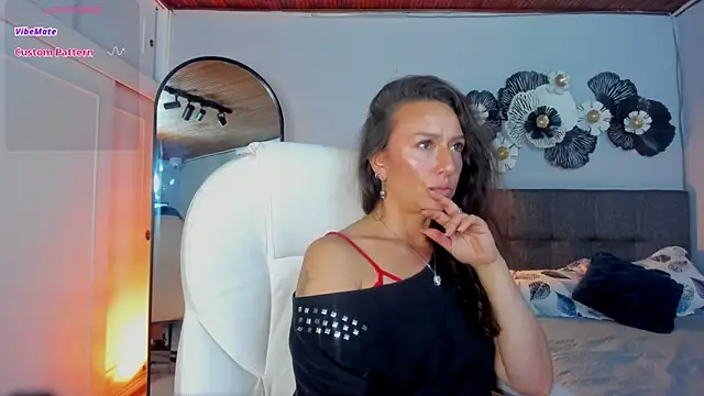 indigo wild  online show from 11, 11, 2025