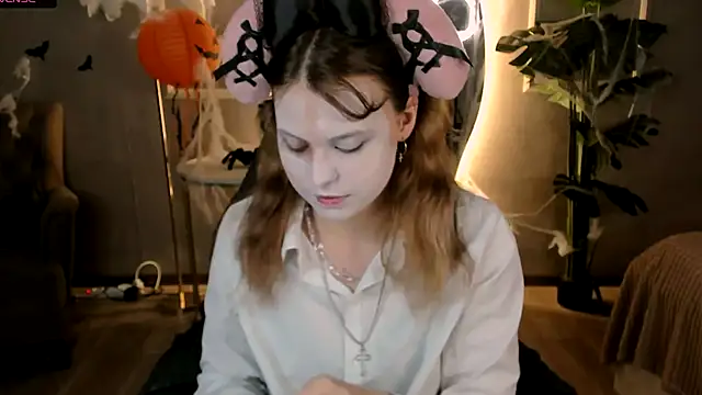 Ame Chan online show from 27, 10, 2025