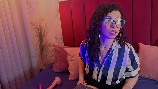 CHIARAJJONES online show from 8, 5, 2026