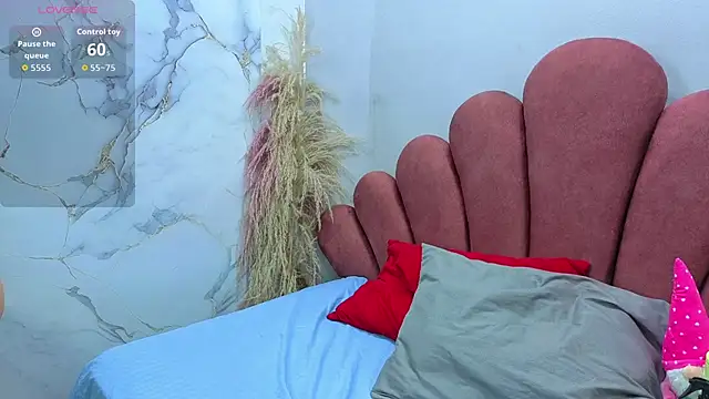 CHIARAJJONES online show from 26, 11, 2025