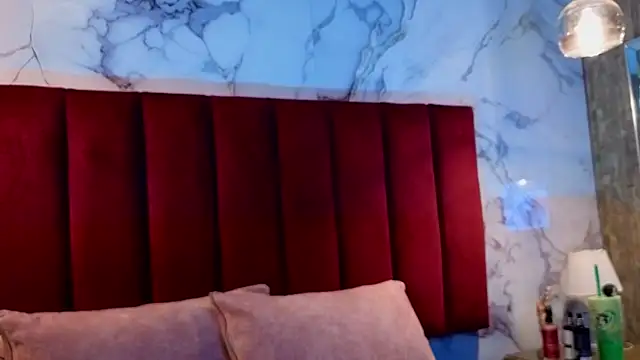 CHIARAJJONES online show from 9, 4, 2026