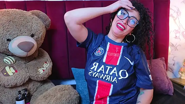 CHIARAJJONES online show from 31, 5, 2026