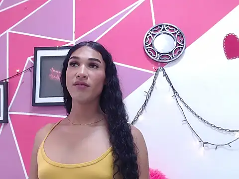 Tifany Adams online show from 29, 10, 2025