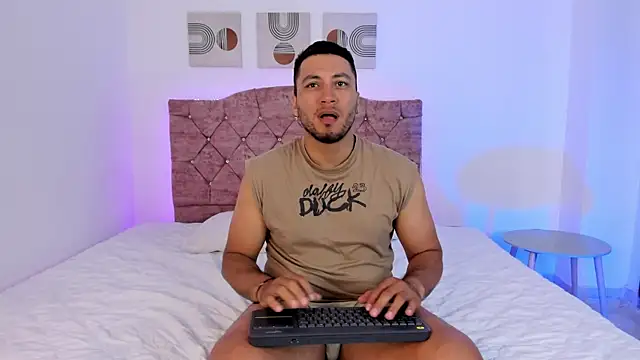 LoganRyder online show from 13, 10, 2025