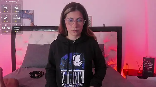 Sara Roades online show from 27, 10, 2025