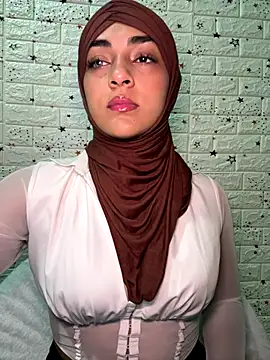 Snapshot of CelestSkyy chatting on 20, 12, 2025 CelestSkyy online show from 20, 12, 2025