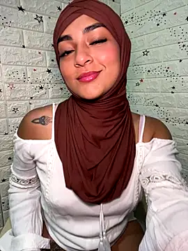 Snapshot of CelestSkyy chatting on 21, 11, 2025 CelestSkyy online show from 21, 11, 2025