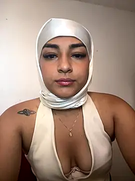 Snapshot of CelestSkyy chatting on 15, 10, 2025 CelestSkyy online show from 15, 10, 2025