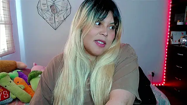 EllieMoonX online show from 13, 11, 2025