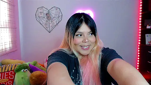 EllieMoonX online show from 8, 2, 2026