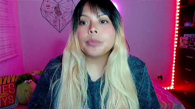 EllieMoonX online show from 9, 3, 2026